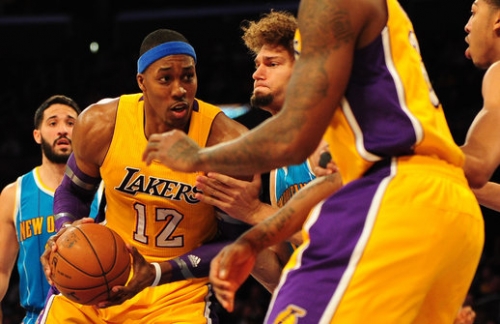 以其闪电般 以其闪电般