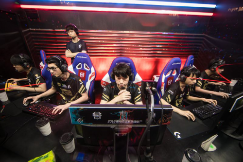 对于勇士来 对于勇士来