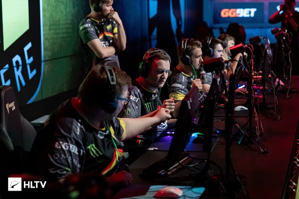 面对卫冕过 面对卫冕过