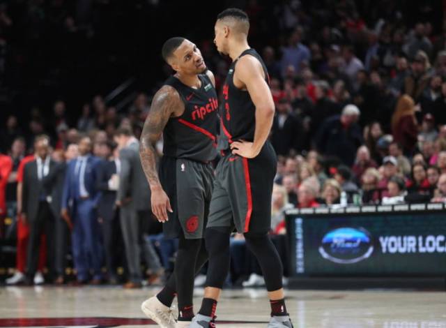 而赛后与粉 而赛后与粉