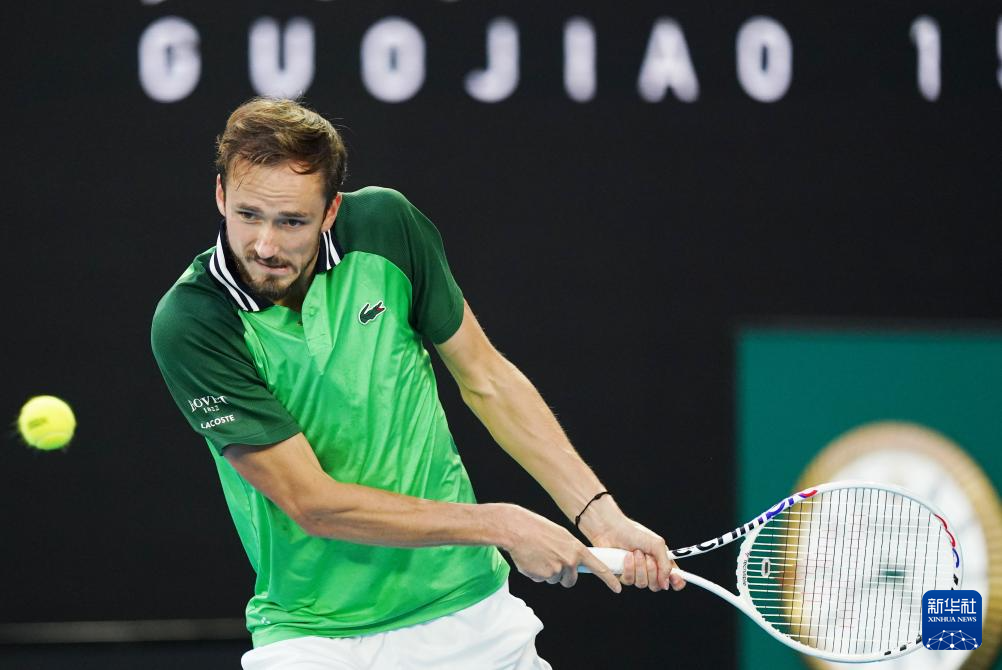 启不仅让球 启不仅让球